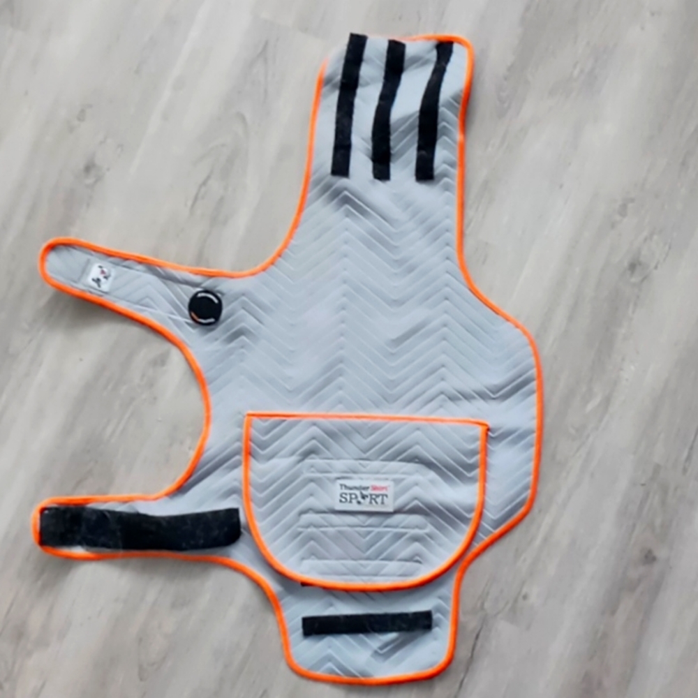 Thundershirts sport instantly calm